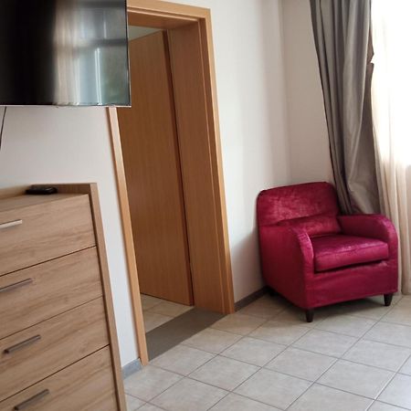 Appart-Hotel Gwendy Bour Buitenkant foto