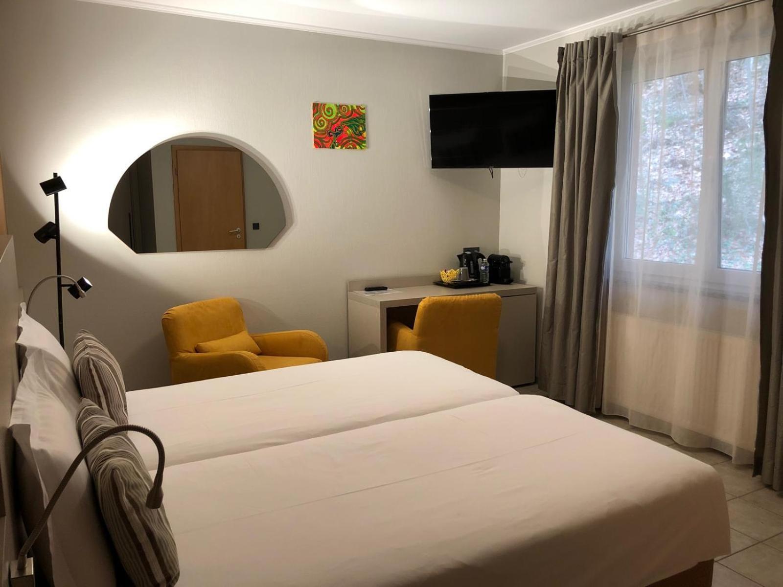 Appart-Hotel Gwendy Bour Buitenkant foto