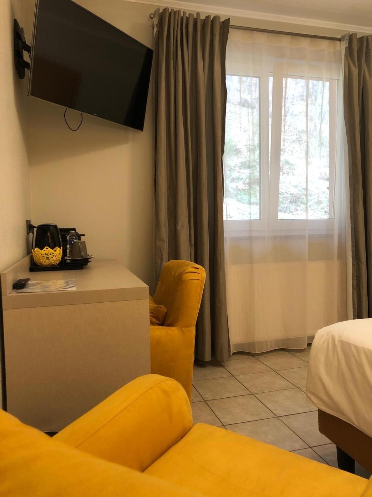 Appart-Hotel Gwendy Bour Buitenkant foto