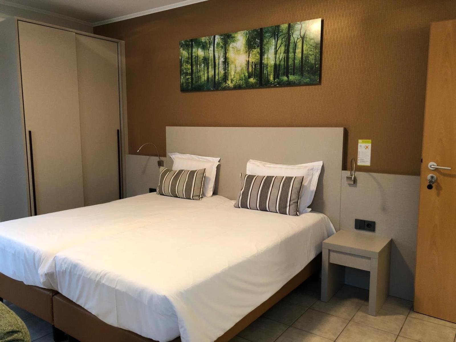 Appart-Hotel Gwendy Bour Buitenkant foto