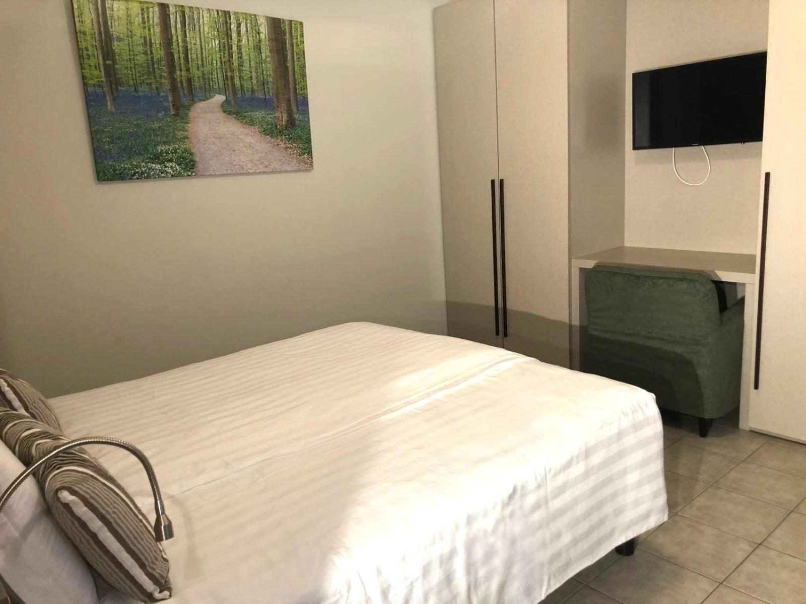 Appart-Hotel Gwendy Bour Buitenkant foto